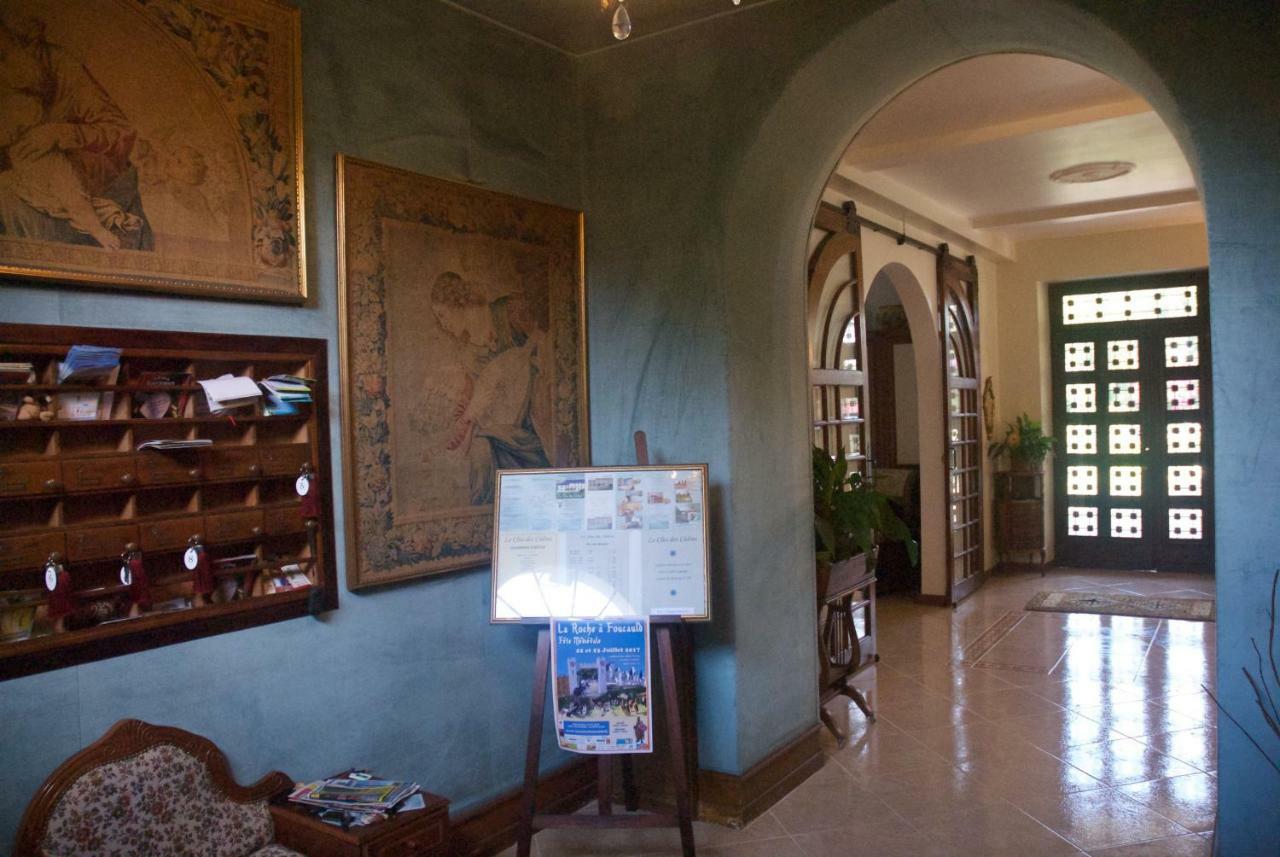 Le Clos Des Cedres B&B La Rochefoucauld Dış mekan fotoğraf