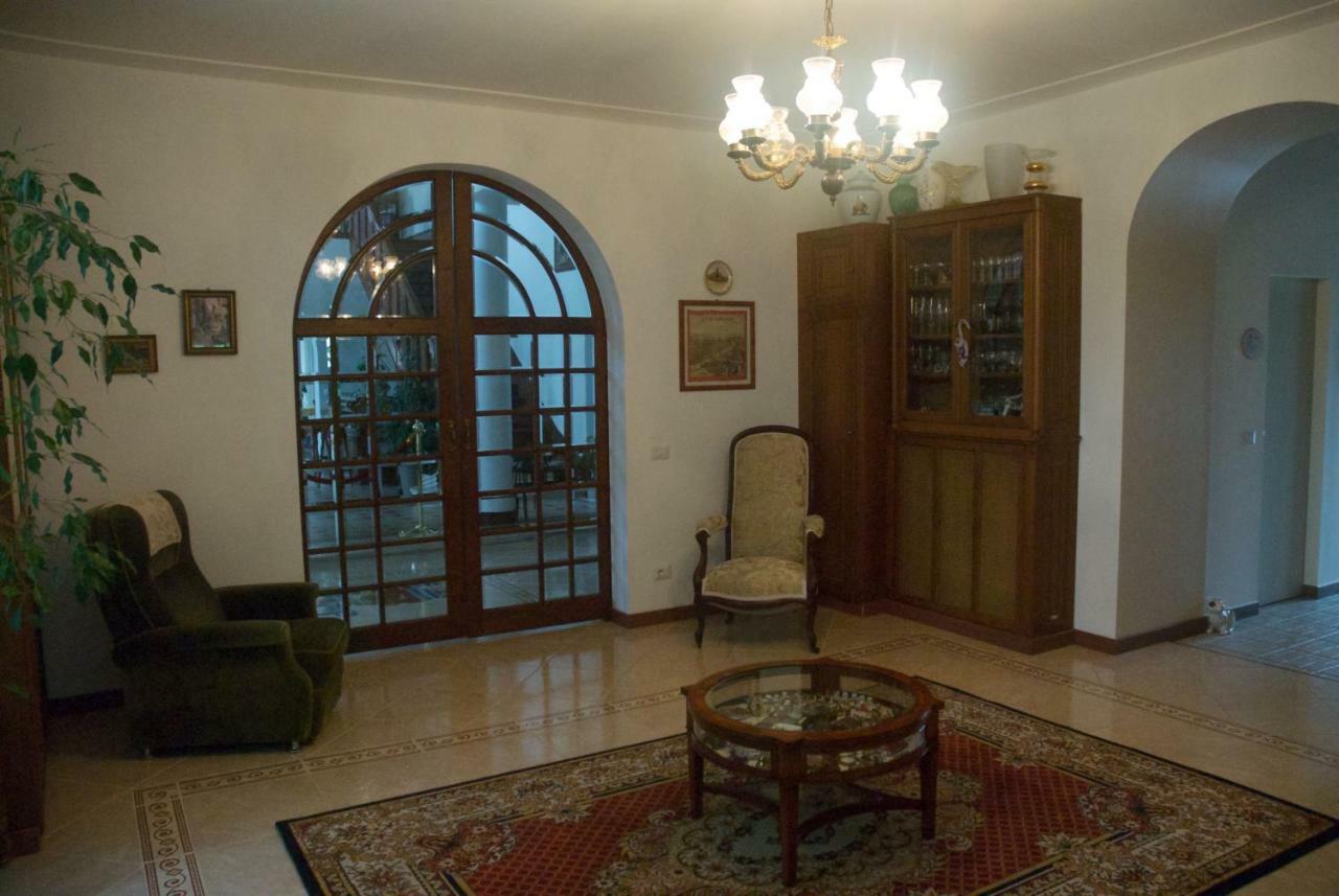 Le Clos Des Cedres B&B La Rochefoucauld Dış mekan fotoğraf