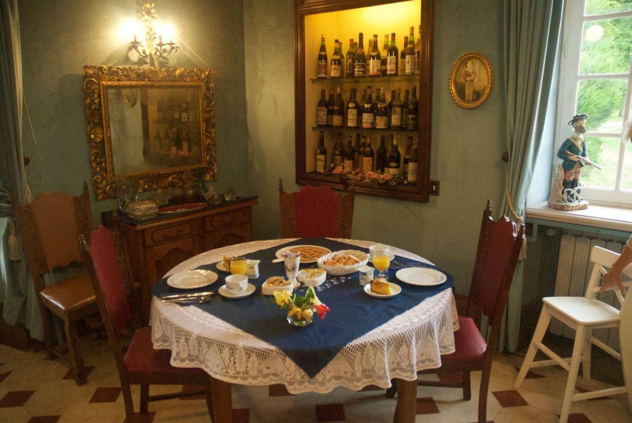 Le Clos Des Cedres B&B La Rochefoucauld Dış mekan fotoğraf