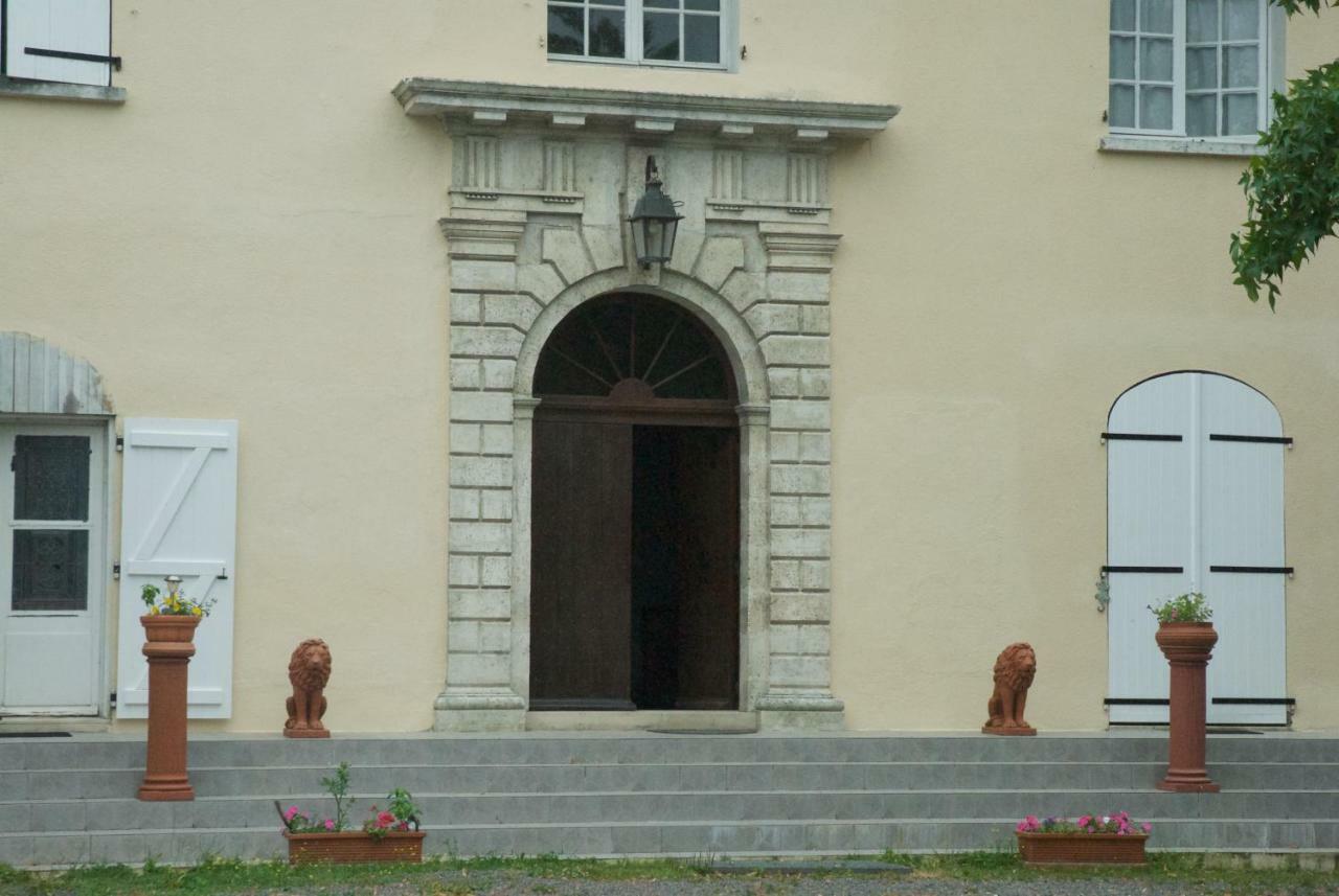 Le Clos Des Cedres B&B La Rochefoucauld Dış mekan fotoğraf
