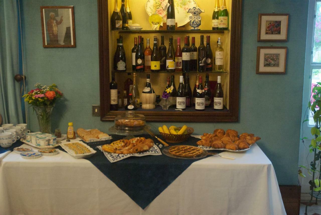 Le Clos Des Cedres B&B La Rochefoucauld Dış mekan fotoğraf